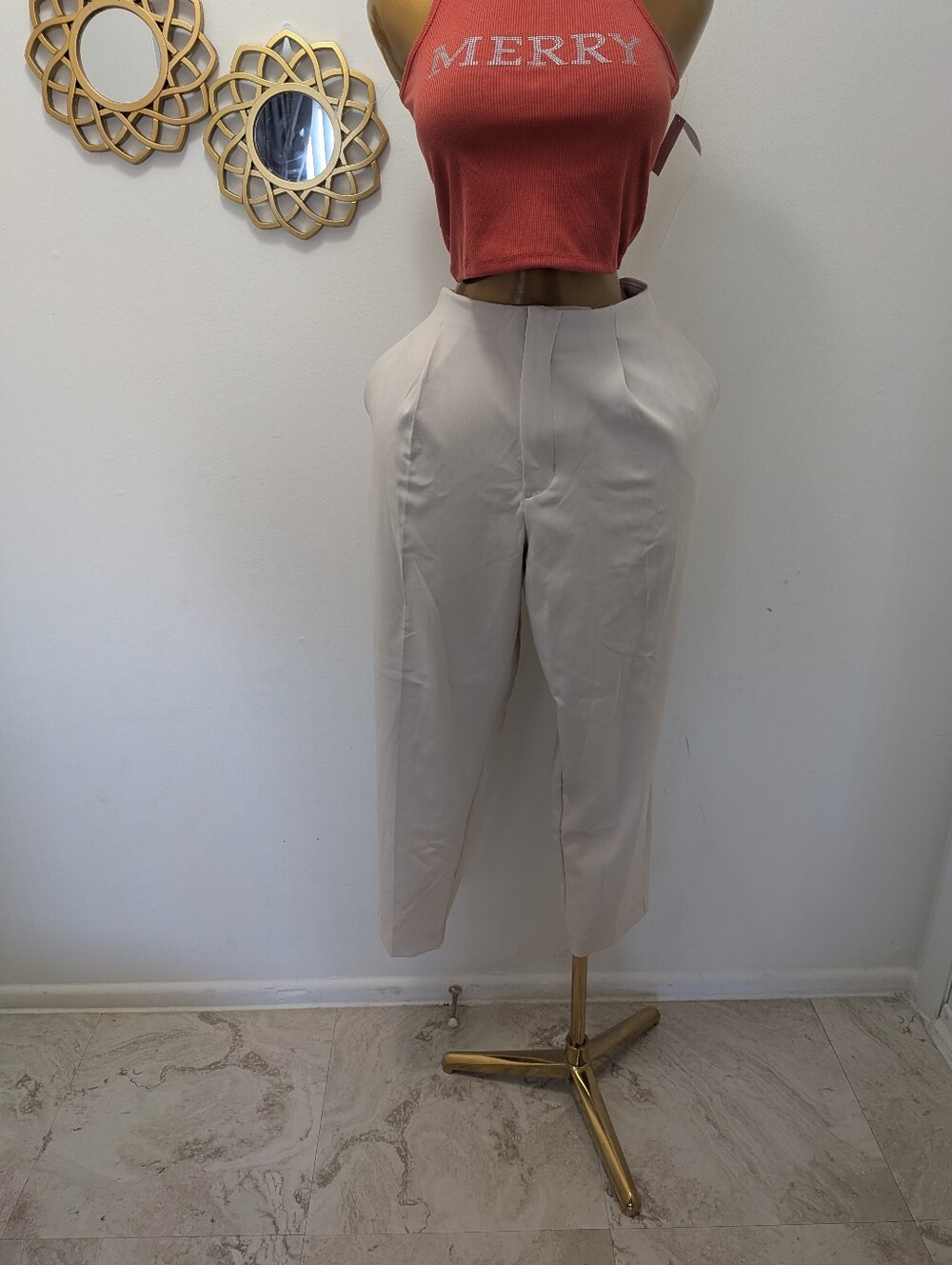 A New Day Cream High-Waisted Stretchy Tapered Leg Pants Size 17